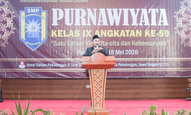 Sambutan Kepala SMP Muhammadiyah Wiradesa pada acara pelepasan siswa kelas IX